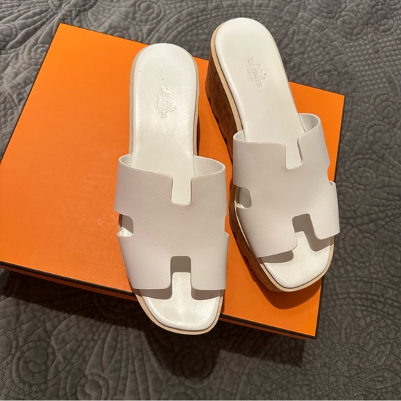 Hermes EZE White Cork Wedge Sandals size 41 - Picture 2 of 11